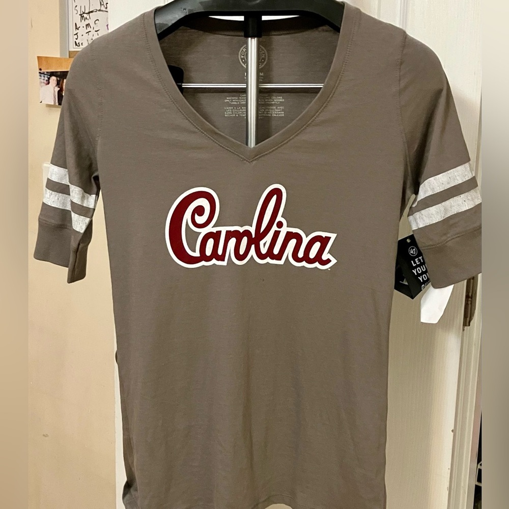 NEW South Carolina Gamecocks '47 Brand T-Shirt Womens Medium Gray Short Sleeve